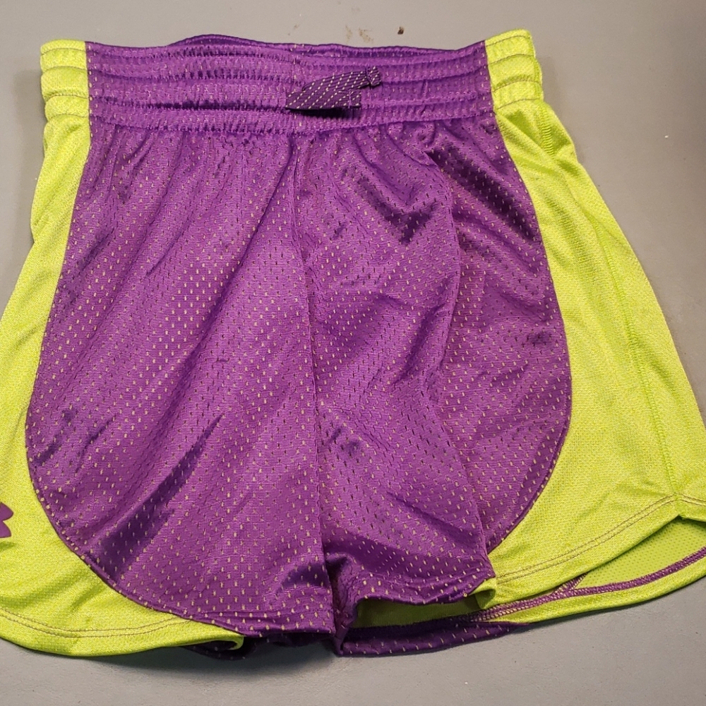 Under Armour UA Shorts, Girls, YLG, Heat Gear